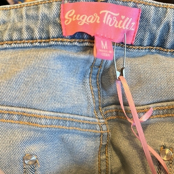 Dolls Kill sugar Thrillz Outta Sight Distressed Denim Shorts medium - Picture 3 of 5